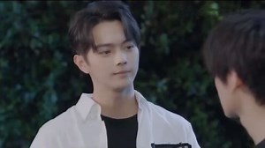 🥰Cheng Xiao was hugged by his ex-boyfriend, Xu Kai couldn't sit still because of jealousy 程潇被前男友抱了，许凯吃醋立马坐不住了 | 一起追剧吧