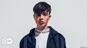 Interview with Mike Singer