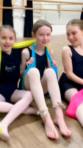 Our first week back has been a busy one so far! Great to see everyone working so hard🤩 | Helena Cox DANCE