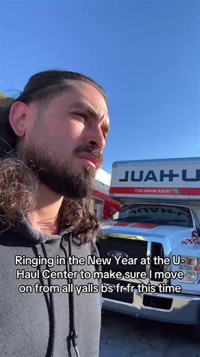 MOVING ON 🛌🛋️🛏️🛋️🛌🪑 | U-Haul