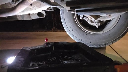 Bounty Hunter plays Mechanic - tie rod replacement and oil change