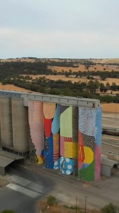 Escape the hustle and bustle of city life and discover the rustic charm of Avon Valley, just under two hours from Perth! 🌾 Immerse yourself in the history, culture, and natural beauty of Toodyay, York, Northam, Beverley, and Goomalling. With rolling hills, golden canola fields, and charming country towns, Autumn is the perfect time for day trips or a short getaway. 🍂 Check out our top tips for each town and make the most of your time in this enchanting region of Western Australia! 👉 www.desti