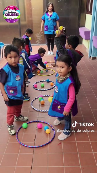 Jugando con los colores en inglés para niños