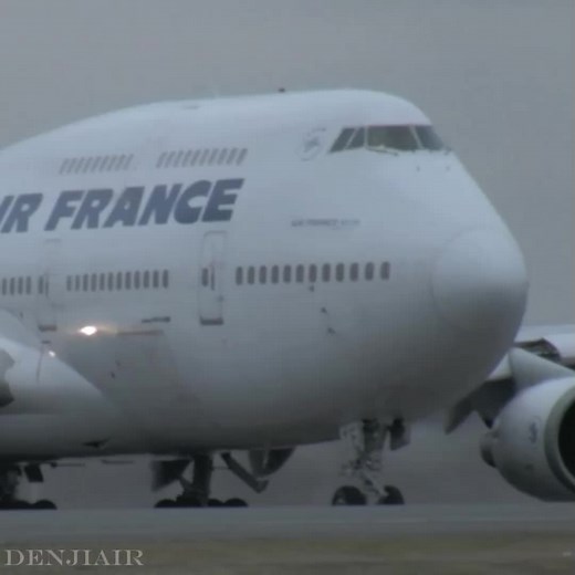 Queen Of The Skies Edit *Tiktok keeps bringing it down because of the old video's being to