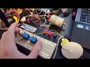 Simple 2 Relay H bridge.