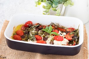 FETA AL FORNO con pomodorini ricetta facile con la feta cremosa