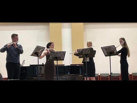 Catherine McMichael: The Gaelic Tiodhlac (A Gaelic Offering) Flute Quartet