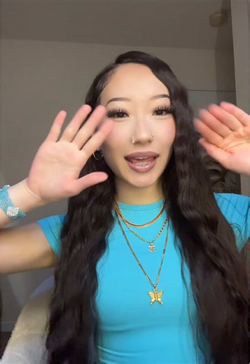 How to Apply False Eyelashes Effectively