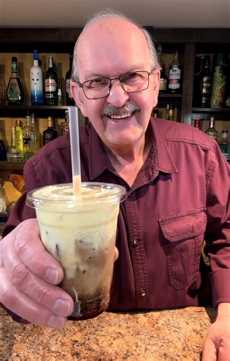 Dr. Pepper Dirty Soda Float, Happy Float Day Friday!