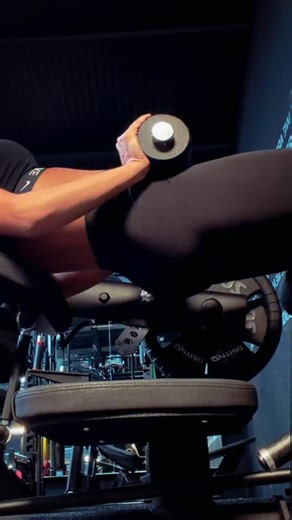 New machine hits so hard my toes went numb when stretching out 👌🏻 | Ruby Fiera