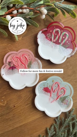 Joanne Kophs on Instagram: "Same winter wonderland, three totally different vibes ❄️✨ Amazing what a color change can do plus I love seeing this wintery world in this scalloped edge mold shape too.😍 💐I keep the quick links in the 🔗 Linktree located just under my bio “PRODUCTS & DISCOUNT LINKS” 💧 THE RESIN: @craft.resin ➡️10% OFF Code: BYJOKO10 🔗Go to Linktree in bio! 🎨 Burnt Pink & Green Ice (mixed with white) @justresinart 🔗Go to Linktree in bio! ➡️10% OFF Code: ByJoko_10 @spangler_candy