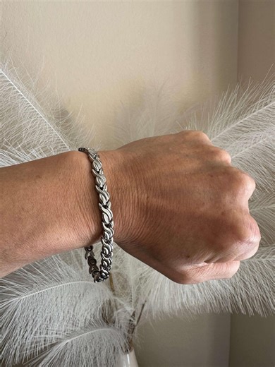 Swirl Silver Magnetic Bracelet Women Men Renew Balance Energy Power Strength Premium Magnetic Bracelet Great Mother's Day Gift for Her Joy - Etsy