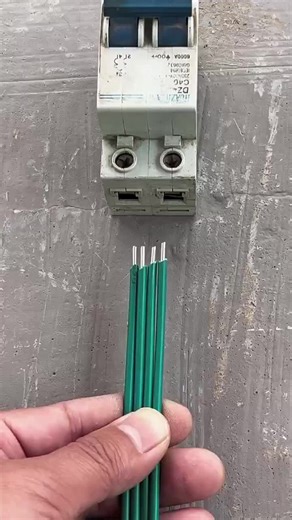 #UKacount #uniqloholidayshoppingfestival #tiktokvediorepost #tiotikforyouvedio #longdistancerelationship