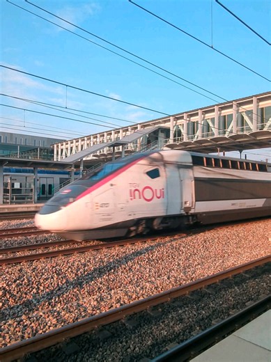 Passages de TGV et ICE à 320 km/h à Champagne-Ardenne TGV