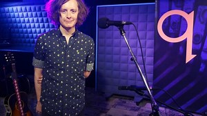 Kalle Mattson crashes through studio q with Avalanche