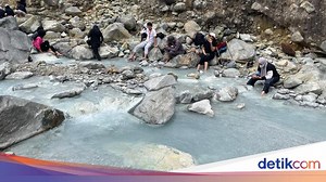 Harga Tiket Masuk Gunung Salak, Jalur Pendakian, dan Kisah Mistisnya