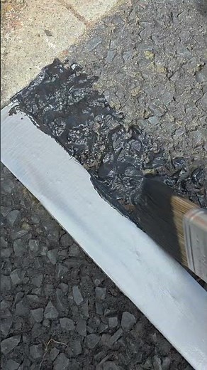 Tarmac driveway cleaning and restoration using tarmaseal in Edinburgh