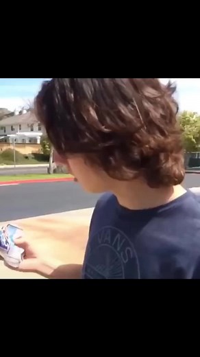 He did not get to eat his free taco #vine #everlong