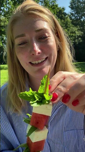 easy peasy melon squeezy: Wassermelonen-Spieße mit Minze I FOODBOOM I #shorts