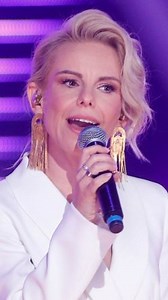 Janosz reaguje na hejt w sieci. Stanęła w obronie 7-letniej córki Nawrockiego