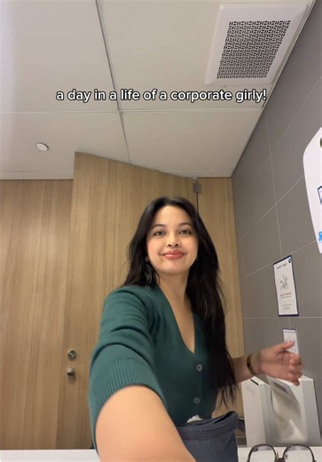 Highlights of the day: 1) ang baho ng helmet ng moveit na nasakyan ko 🥲 2) naka-tatlong coffee ako in a day ☕️💀 3) nanalo ako sa office team building game 4) ang dami kong nakain nagastos! 💸 #corporategirly #pgemployee #adayinalife