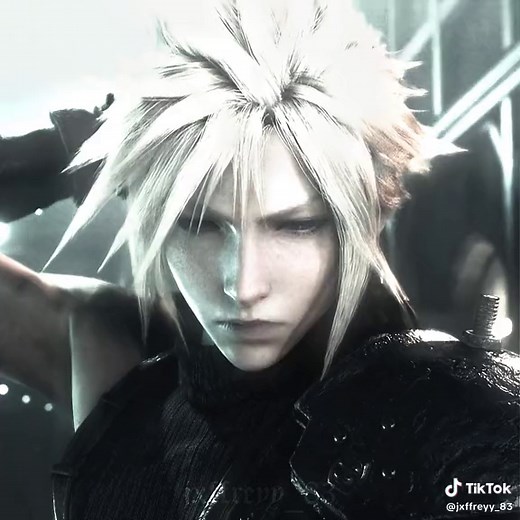 The Evolution of Cloud Strife: FF7 Advent Children & Final Fantasy 7 Remake