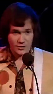 David Gates/Bread- “Baby I’m-a Want You” is a song by American soft rock band Bread. The single was released in October 1971 and became the title track for the album of the same name, released in January 1972. It was one of Bread’s highest-charting singles in both the U.S. and the UK. In the U.S., it reached No. 3 on the Billboard Hot 100 chart in November 1971, the third of Bread’s four top-five hits (“Make It with You”, No. 1 in 1970; “If”, No. 4 earlier in 1971; and “Everything I Own”, from t