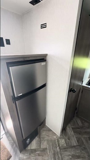 This Tiny Trailer is a ONLY 2,500lbs!! Sun Lite 13MJ LTD from Sunset Park! Couples Travel Trailer RV