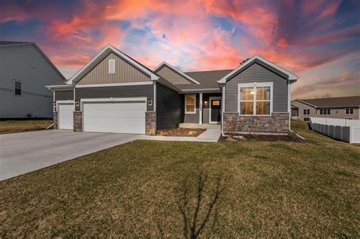 1089 Oregon Parks Ave, Oregon, WI 53575 - MLS 2018099 - Coldwell Banker