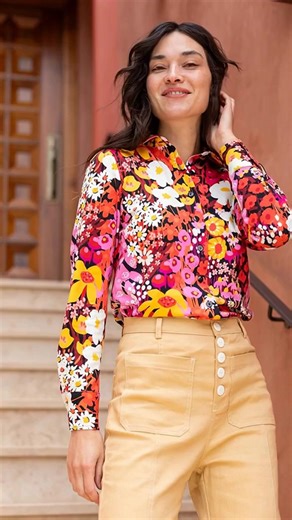The Alice Top is the perfect blend of classic and comfort. Crafted from soft cotton jersey, Alice offers the structured look of a traditional blouse paired with an unexpected softness and stretch that moves with you. The Alice Top is your new go-to for effortless elegance and ultimate comfort. | lesley evers