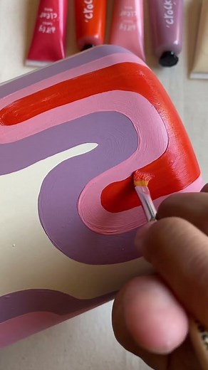 How To Paint Your Own Aesthetic, Retro Planter with Crockd’s Paint n’ Pot Kit 🌈