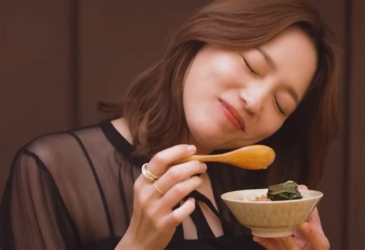 川口春奈と東京カレンダーの魅力