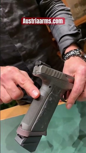 Czech Made High End Pistol - 9mm Laugo Arms Alien 500 LIMITED Edition / Carbon Fibre Scales #guns