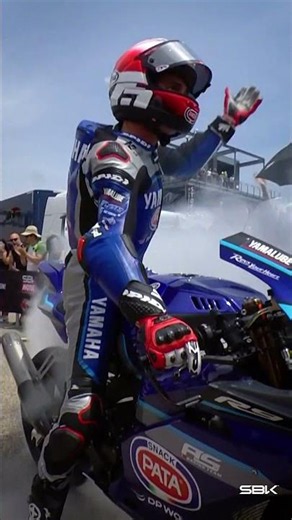 Arena's burnout celebration at Aragon ✊🤩 | #AragonWorldSBK 🇪🇸