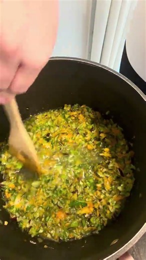 Pepper Jelly Recipe #pepperjelly #homemade #beginnergardener #gardening #pepperharvest # #garden