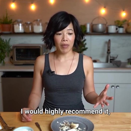 How To Prepare And Eat Balut 🦆 | Emmymade