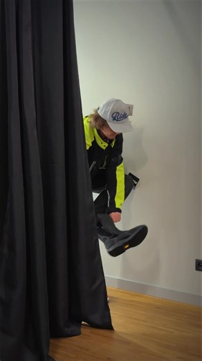 Myślisz nad motocyklem na przyszły sezon? 🤔 Lepszego momentu nie będzie! Posłuchajcie co przygotował dla Was Janek ⬇️ | BMW Motorrad Premium Arena