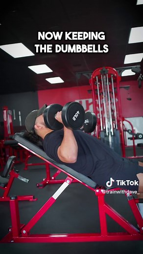 Incline Dumbbell Press: Master Chest Growth 🏋️‍♂️