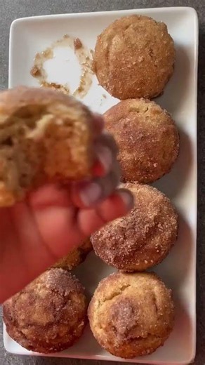 Cinnamon Sugar Donut Muffins Recipe: Ingredients 1 3 cup... #Shorts #zeetheintrovert