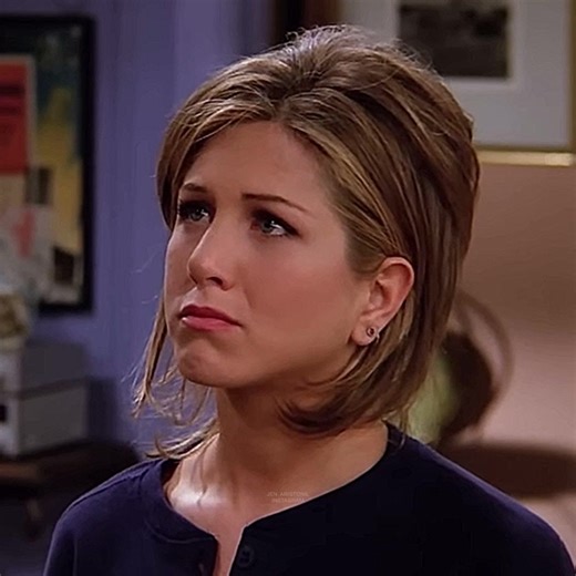 jen aniston in season 2 of “friends” (1995-1996) 🩶 #jenniferaniston #friends #rachelgreen #rachelgreenedit #friendstv #friendstvshow #90s #sitcom