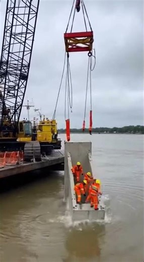 Heavy Duty Crane Mishap During Pier Placement