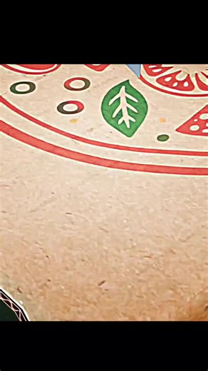 How a Pizza Box Doubles as an Oven