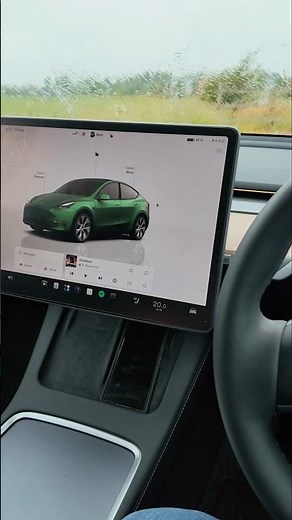 Tesla Has No Buttons.... But I Don’t Miss Them At All