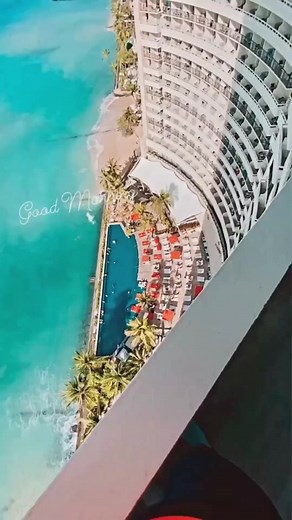 🌈 Views of the ocean are better when seen from your own private balcony! 🥰🏢🌴💚🌊☀️ | I Love Hawaii