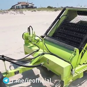 3.4M views · 6.1K shares | This machine helps keep our beaches litter free | Interesting Engineering | Facebook