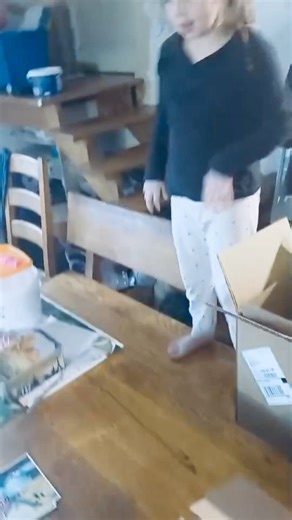 On vous envoie vos commandes avec ❤️ !!!  Commande sur www.supercircuit.fr et c’est parti pour des courses à couper le souffle. #SuperCircuit #CourseDeVoitures #CircuitEnfant #PisteDeCourse #JouetInteractif #IdéeCadeau #MomentsEnFamille | Super Circuit | Facebook