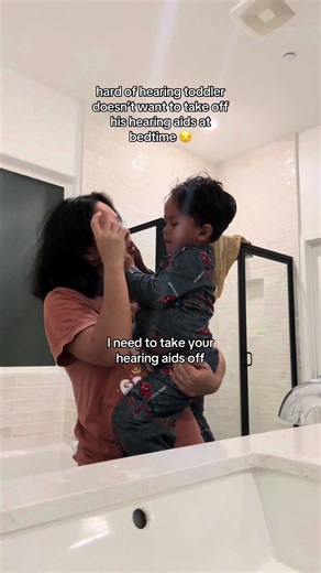 jabez has been choosing to keep his hearing aids on after school for a few weeks now 😄 sometimes he even wants to wear them to sleep lol! we gently remind him it’s bedtime and help him take them off 💛 #hearingaids #asl #deafhousehold #family #boy