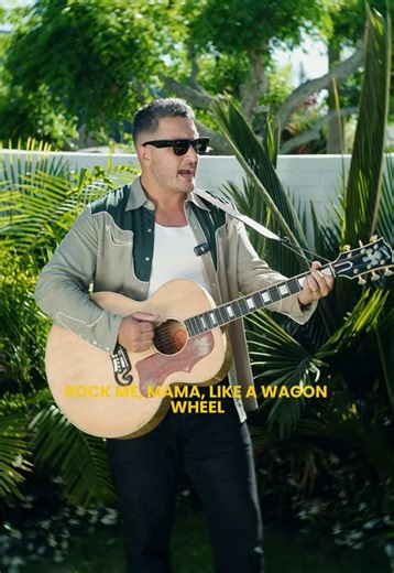 Acoustic Country Music: One Last Wagon Wheel Performance