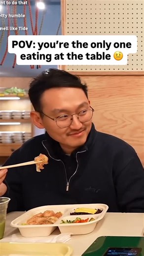 MeesterKeem on Instagram: "stop staring at me 😠 #meesterkeem #streamer #twitch #twitchstreamer #fyp"