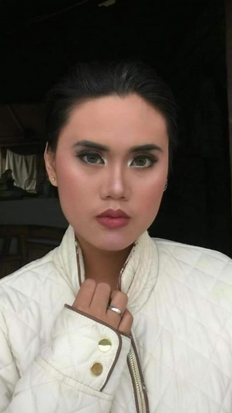 Allow yourself to be a beginner. No one starts off being exellent. #makeupbyrigelbanas